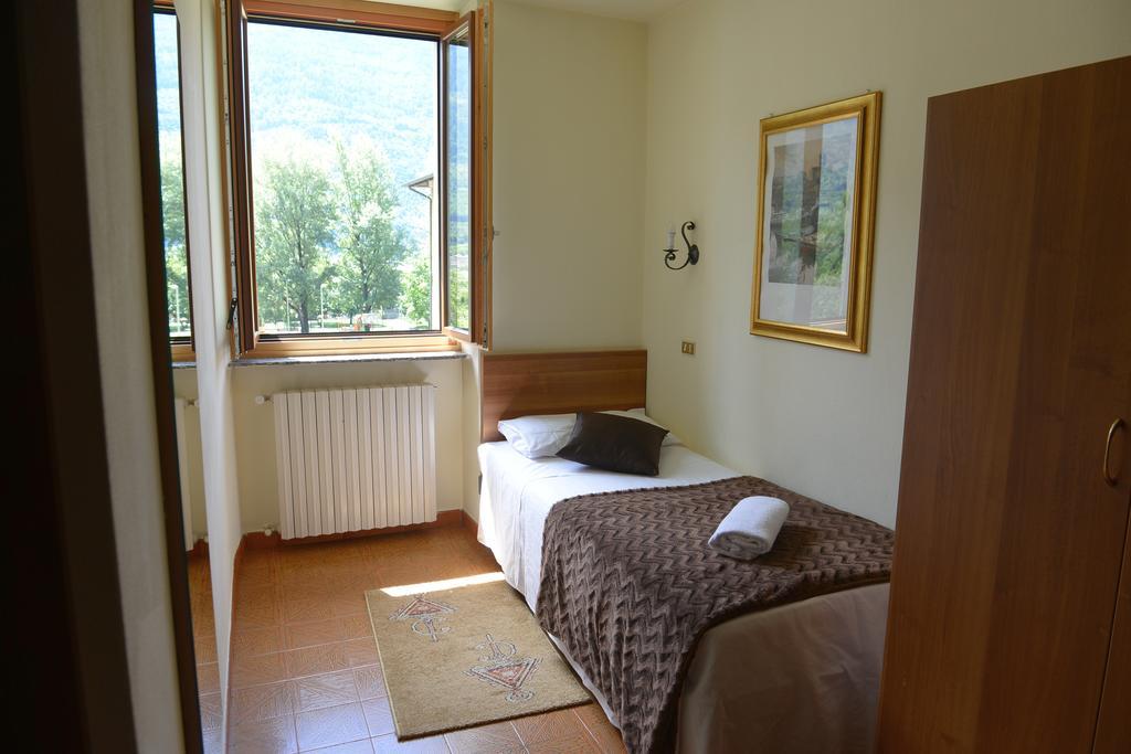 Albergo Altavilla Tirano Bagian luar foto